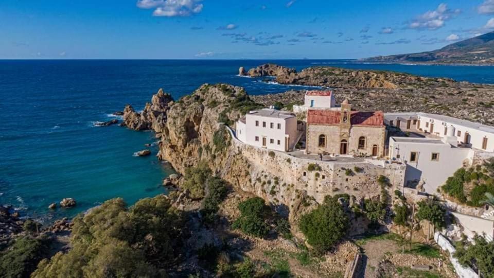 Pink Sand Villas Agios Pandeleimon  Екстериор снимка